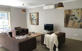 The Old Coolstore - Jonathon Apartment